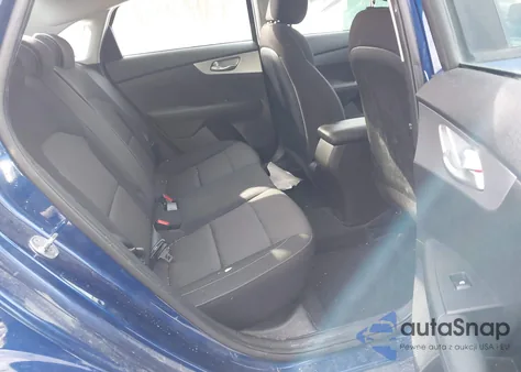 2023 Kia Forte Lxs z USA, uszkodzony, nr VIN 3KPF24AD5PE585804